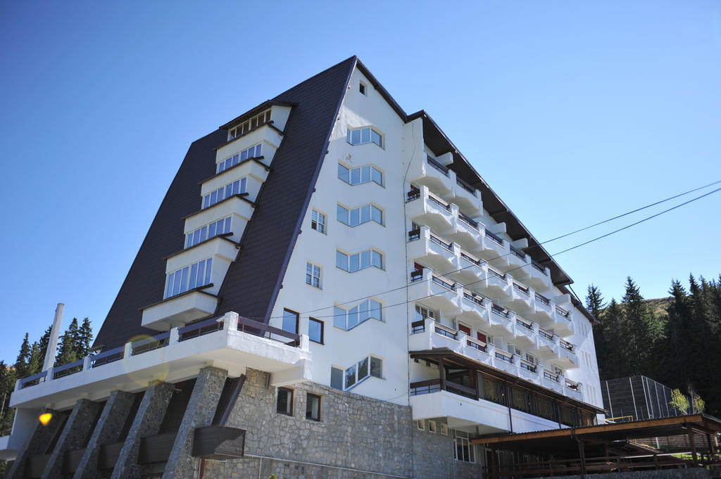 Hotel Pestera Sinaia Exterior photo